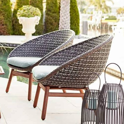 Outdoor Wicker and Alluminum Sofa- Windsor Grove