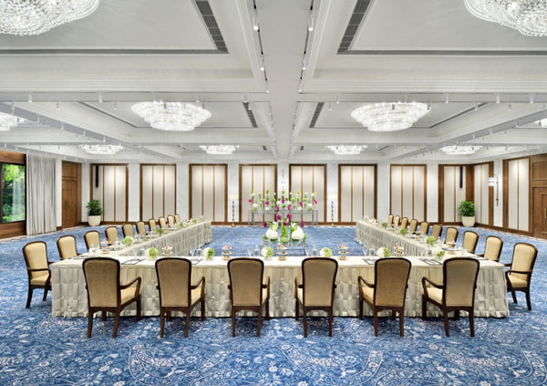 Taj Mahal Hotel Furniture