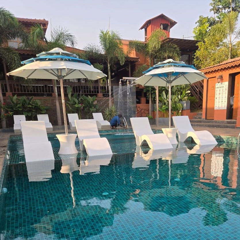 Outdoor Pool Lounger FRP - Submerged Sun Bed, Partialy Immersed Sun Lounger, Water Dip Sun Lounger Fluidic 